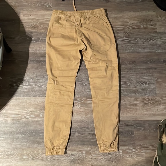 NWOT- Men’s TAIKAN Khakis - Picture 2 of 2